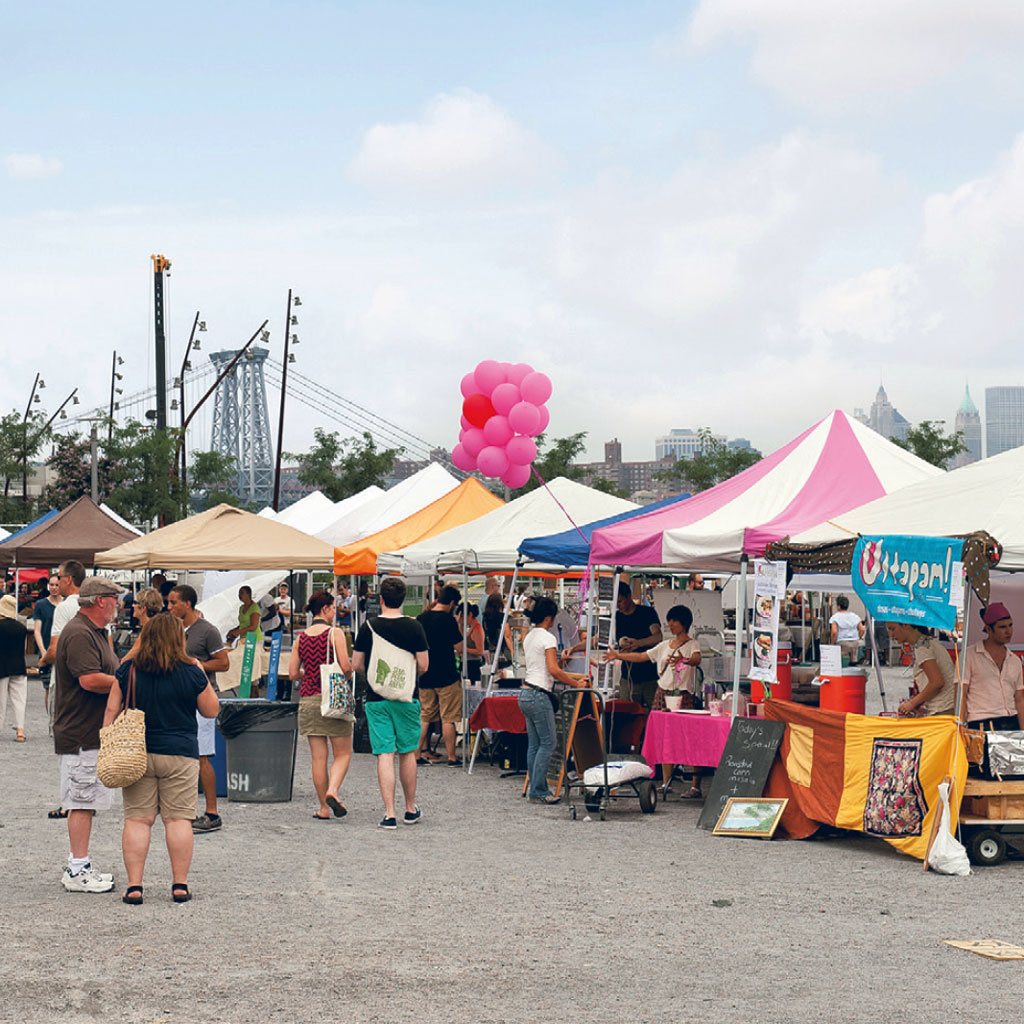 people shopping at the Smogasburg market in Williamsburg